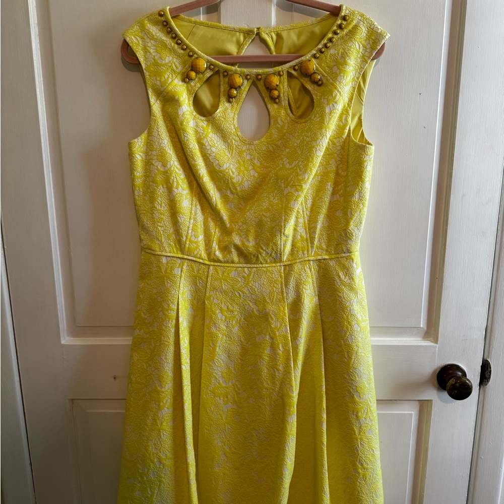 Adrianna Papell Vibrant Yellow Dress